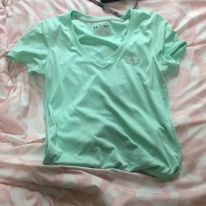 Underarmour workout shirt